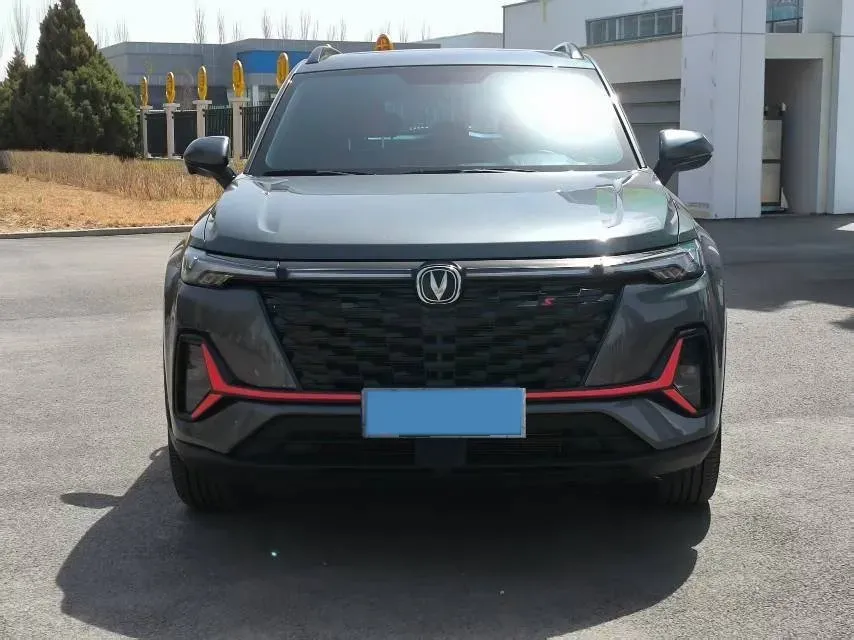 2023 ChangAn CS35 Plus 1.4T 160HP L4 7DCT,autocango,china used car exporter,china ev exporter,chinese used car exporter,chinese used ev exporter