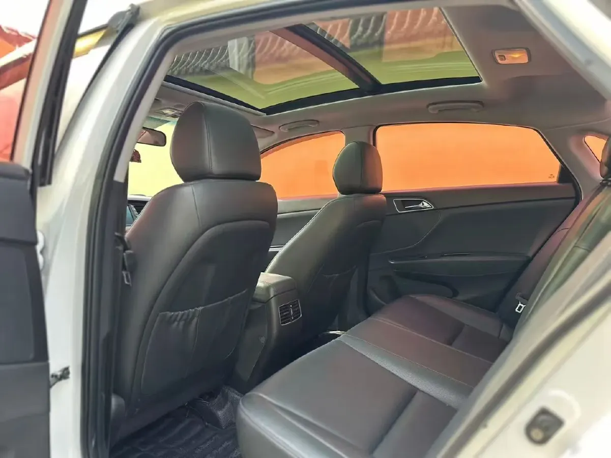 2017 Hyundai Mistra 1.8L 143HP L4 6AT,autocango,china used car exporter,china ev exporter,chinese used car exporter,chinese used ev exporter