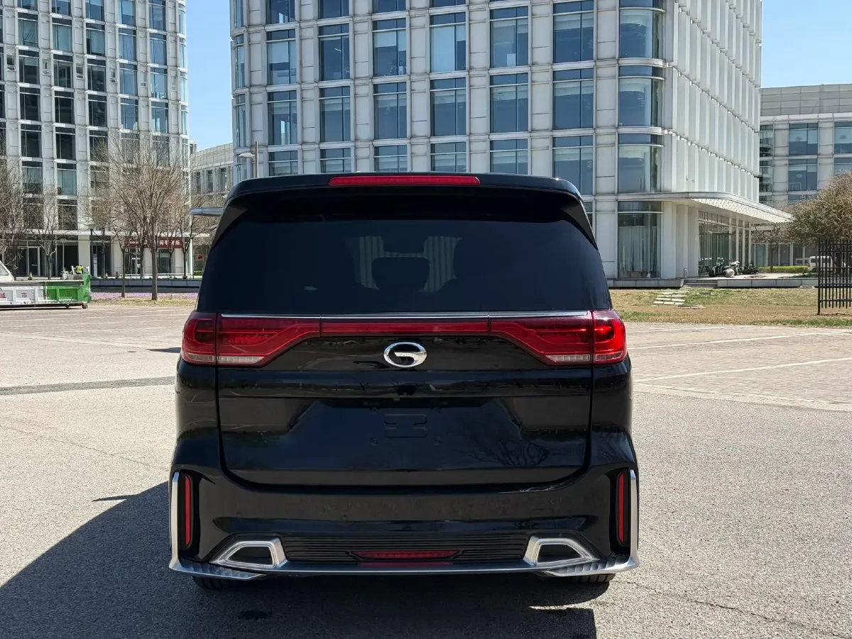 2021 GAC Trumpchi M8 2.0T 252HP L4 8AT,autocango,china used car exporter,china ev exporter,chinese used car exporter,chinese used ev exporter