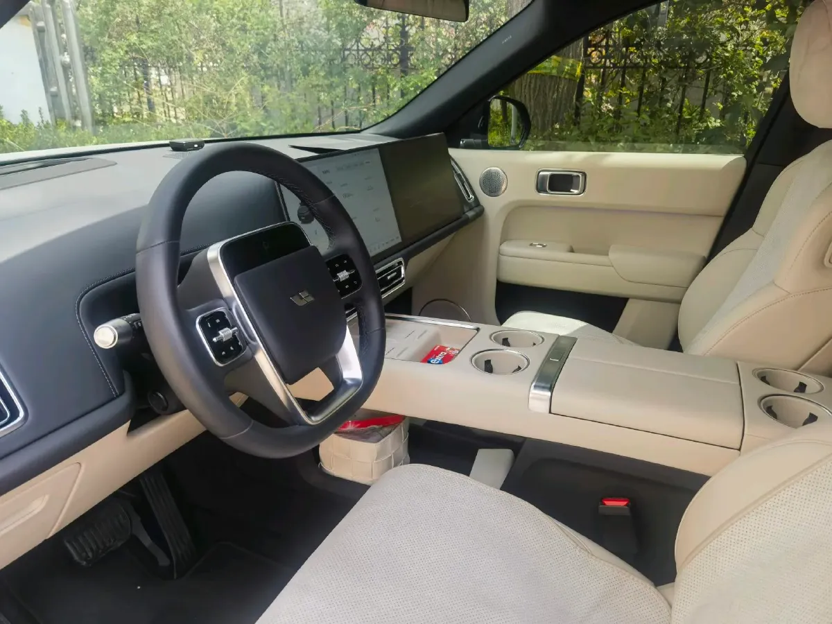 2024 Li L9 Range Extended 154HP REEV 52.3KWH,autocango,china used car exporter,china ev exporter,chinese used car exporter,chinese used ev exporter