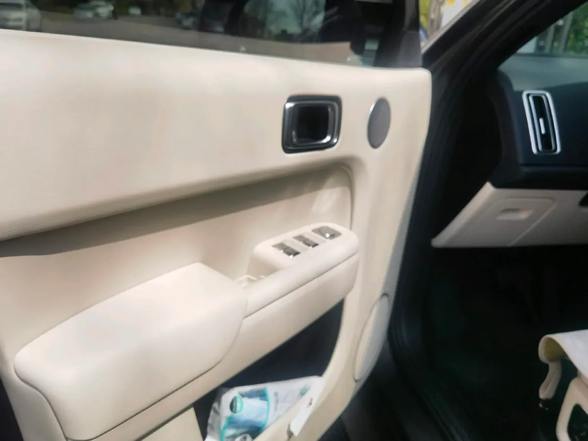 2024 Li L9 Range Extended 154HP REEV 52.3KWH,autocango,china used car exporter,china ev exporter,chinese used car exporter,chinese used ev exporter