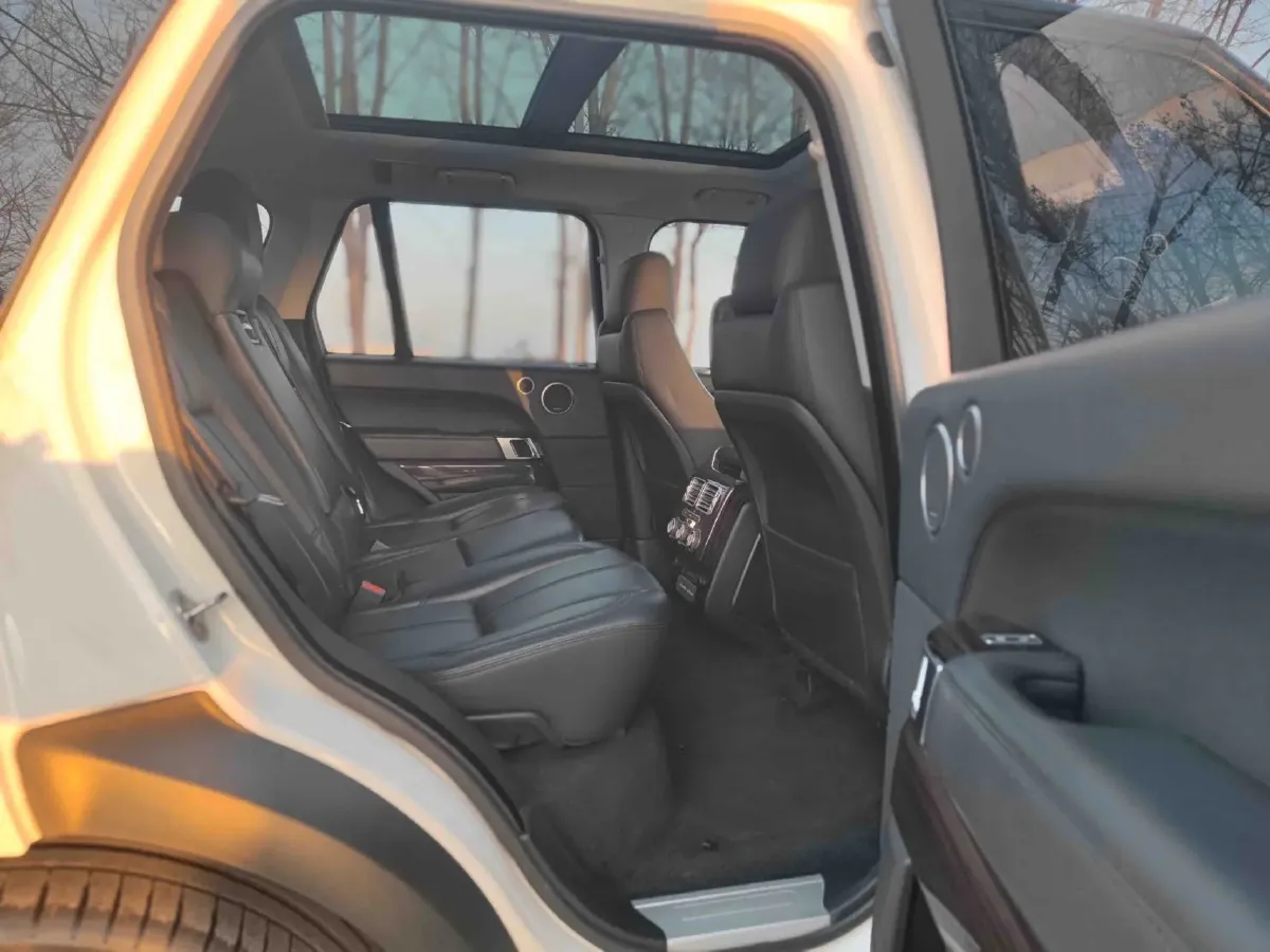 2017 Land Rover Range Rover 3.0T 340HP V6 8AT,autocango,china used car exporter,china ev exporter,chinese used car exporter,chinese used ev exporter