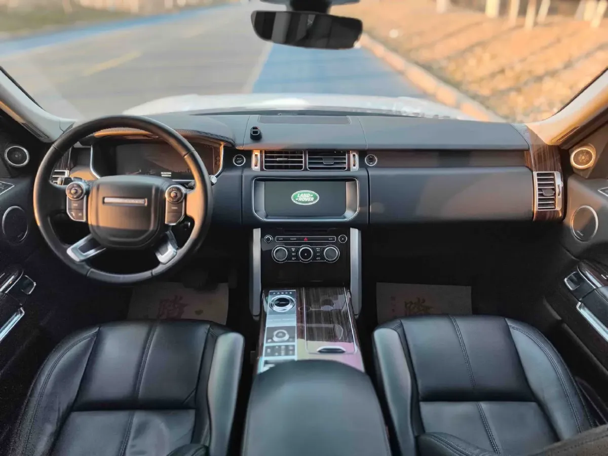 2017 Land Rover Range Rover 3.0T 340HP V6 8AT,autocango,china used car exporter,china ev exporter,chinese used car exporter,chinese used ev exporter