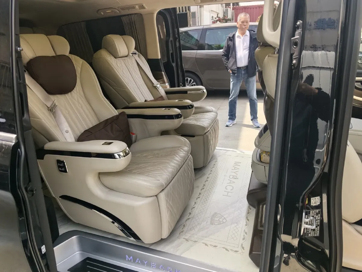 2020 Mercedes-Benz V Class 2.0T 211HP L4 9AT,autocango,china used car exporter,china ev exporter,chinese used car exporter,chinese used ev exporter