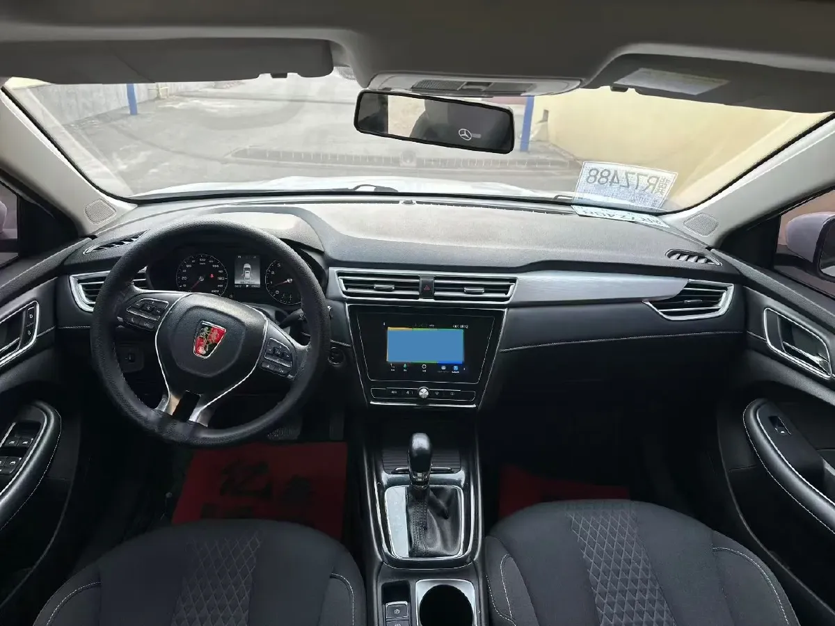 2019 Roewe i5 1.5L 120HP L4 5MT,autocango,china used car exporter,china ev exporter,chinese used car exporter,chinese used ev exporter