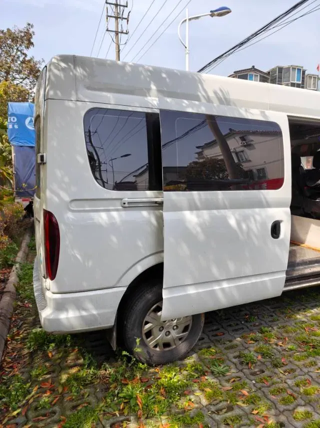 2024 MAXUS XinTu V80 2.0T 126HP L4 6MT,autocango,china used car exporter,china ev exporter,chinese used car exporter,chinese used ev exporter