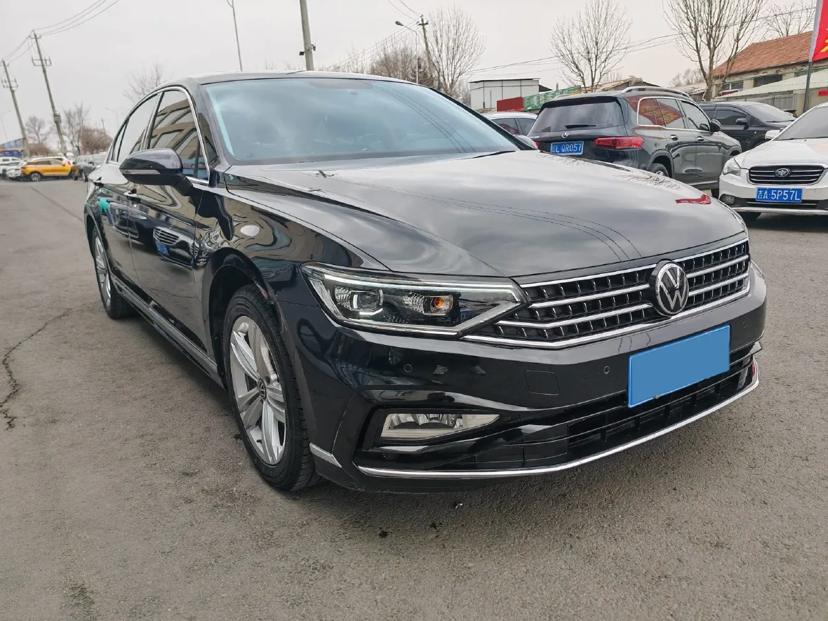 2024 Volkswagen Magotan 1.4T 150HP L4 7DCT,autocango,china used car exporter,china ev exporter,chinese used car exporter,chinese used ev exporter