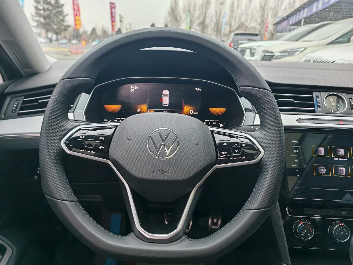 2024 Volkswagen Magotan 1.4T 150HP L4 7DCT,autocango,china used car exporter,china ev exporter,chinese used car exporter,chinese used ev exporter