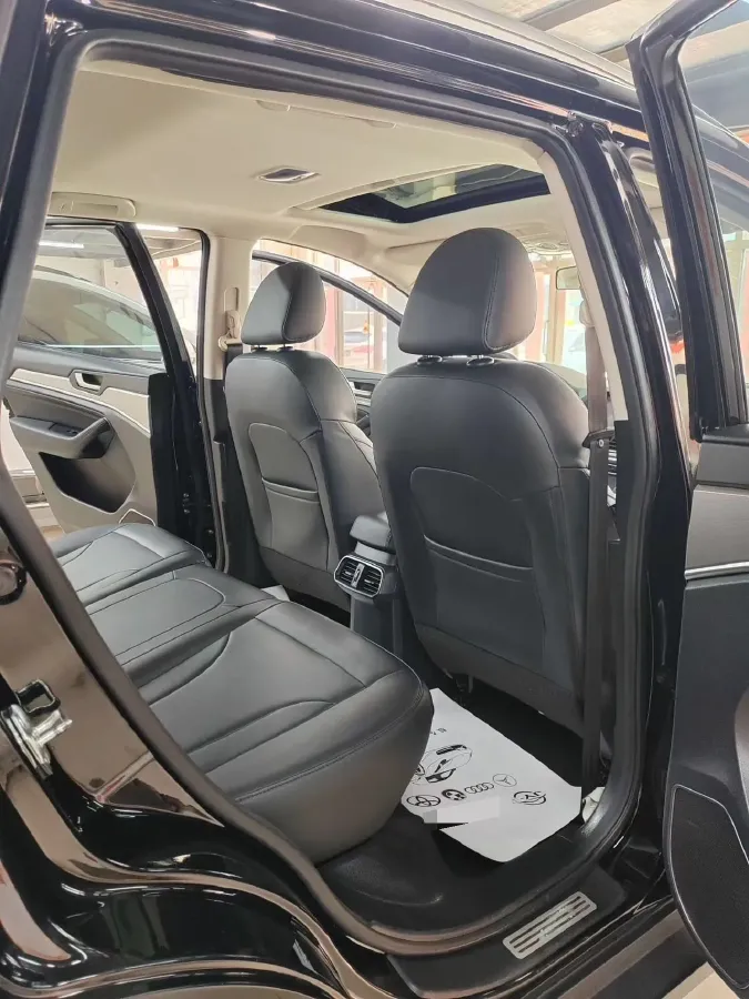 2018 Haval H6 1.5T 150HP L4 7DCT,autocango,china used car exporter,china ev exporter,chinese used car exporter,chinese used ev exporter