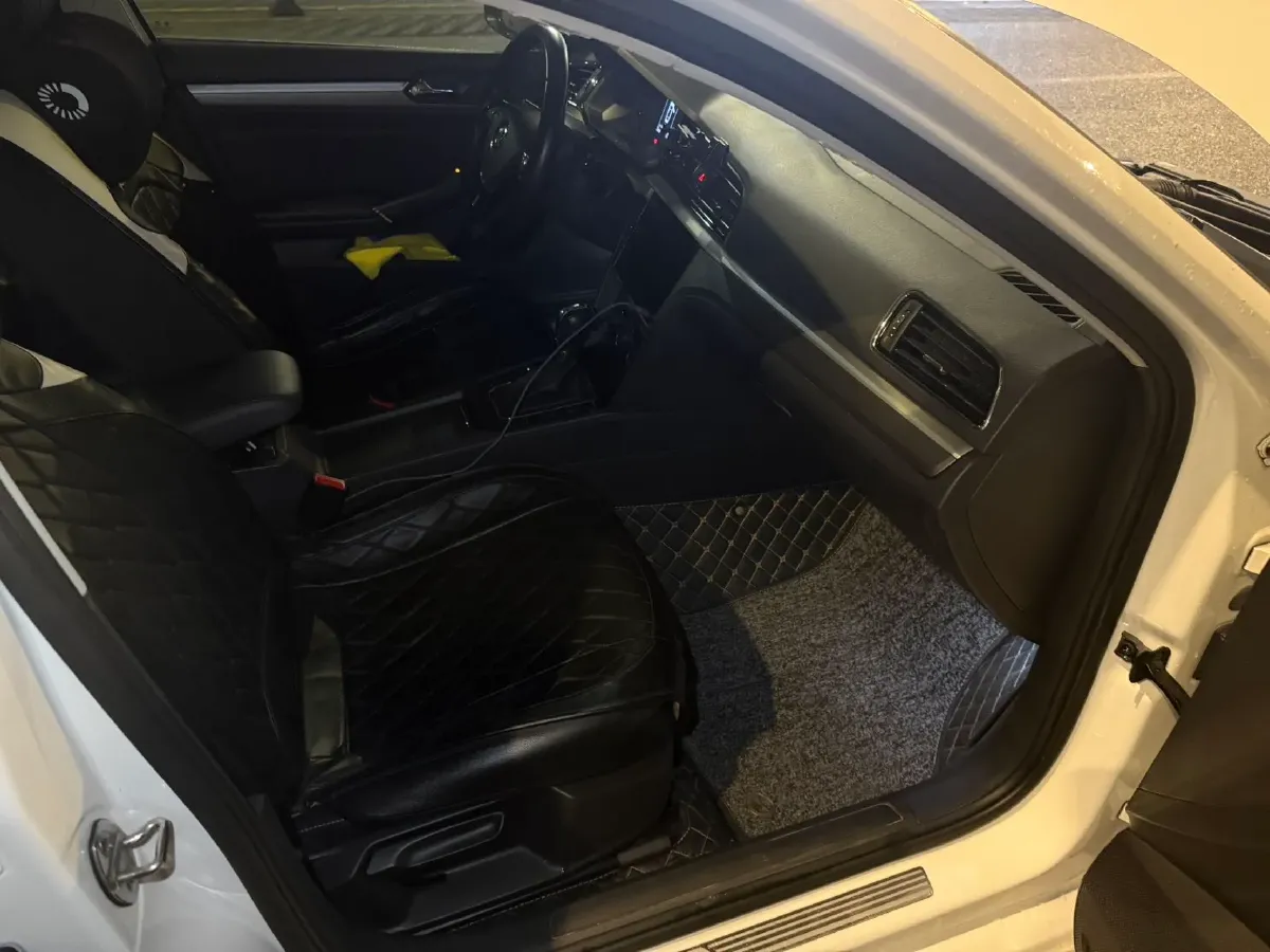 2019 Volkswagen Passat 1.4T 150HP L4 7DCT,autocango,china used car exporter,china ev exporter,chinese used car exporter,chinese used ev exporter