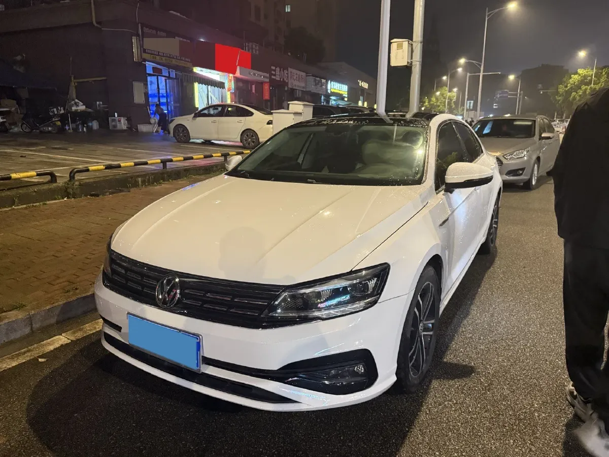 2019 Volkswagen Passat 1.4T 150HP L4 7DCT,autocango,china used car exporter,china ev exporter,chinese used car exporter,chinese used ev exporter