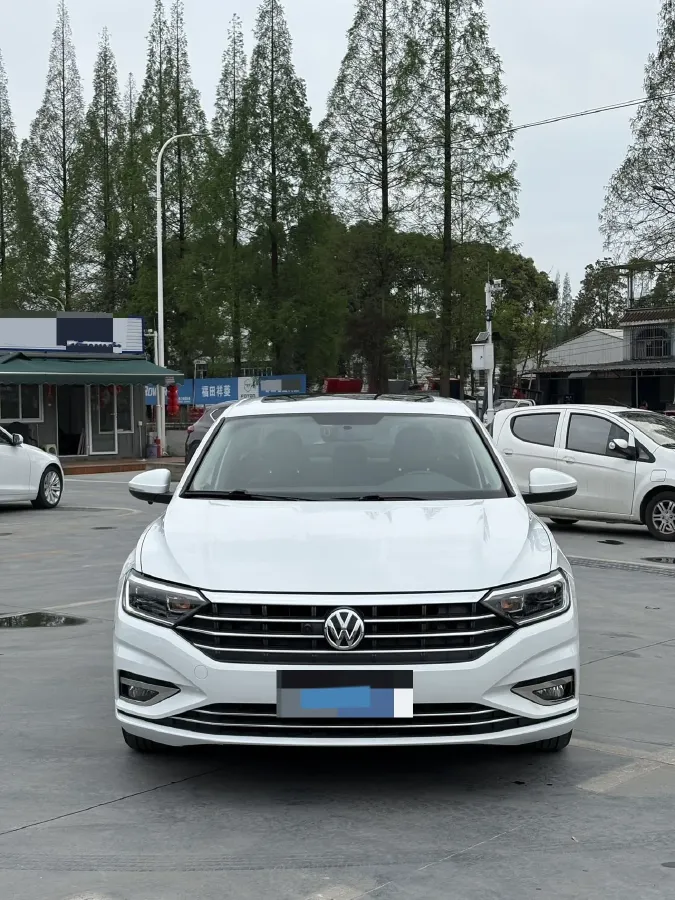 2019 Jeep Renegade 1.3T 173HP L4 7DCT,autocango,china used car exporter,china ev exporter,chinese used car exporter,chinese used ev exporter