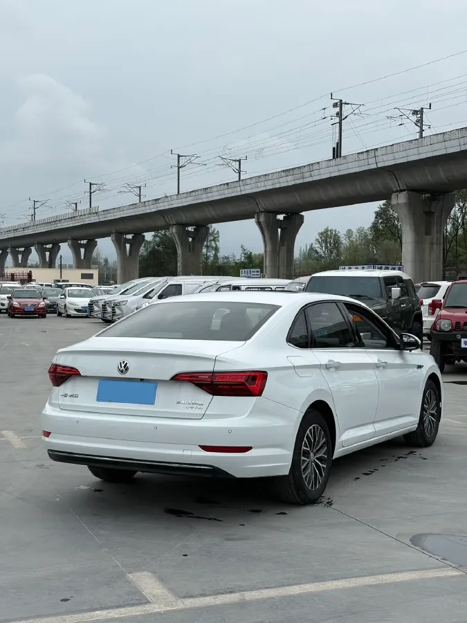 2019 Jeep Renegade 1.3T 173HP L4 7DCT,autocango,china used car exporter,china ev exporter,chinese used car exporter,chinese used ev exporter
