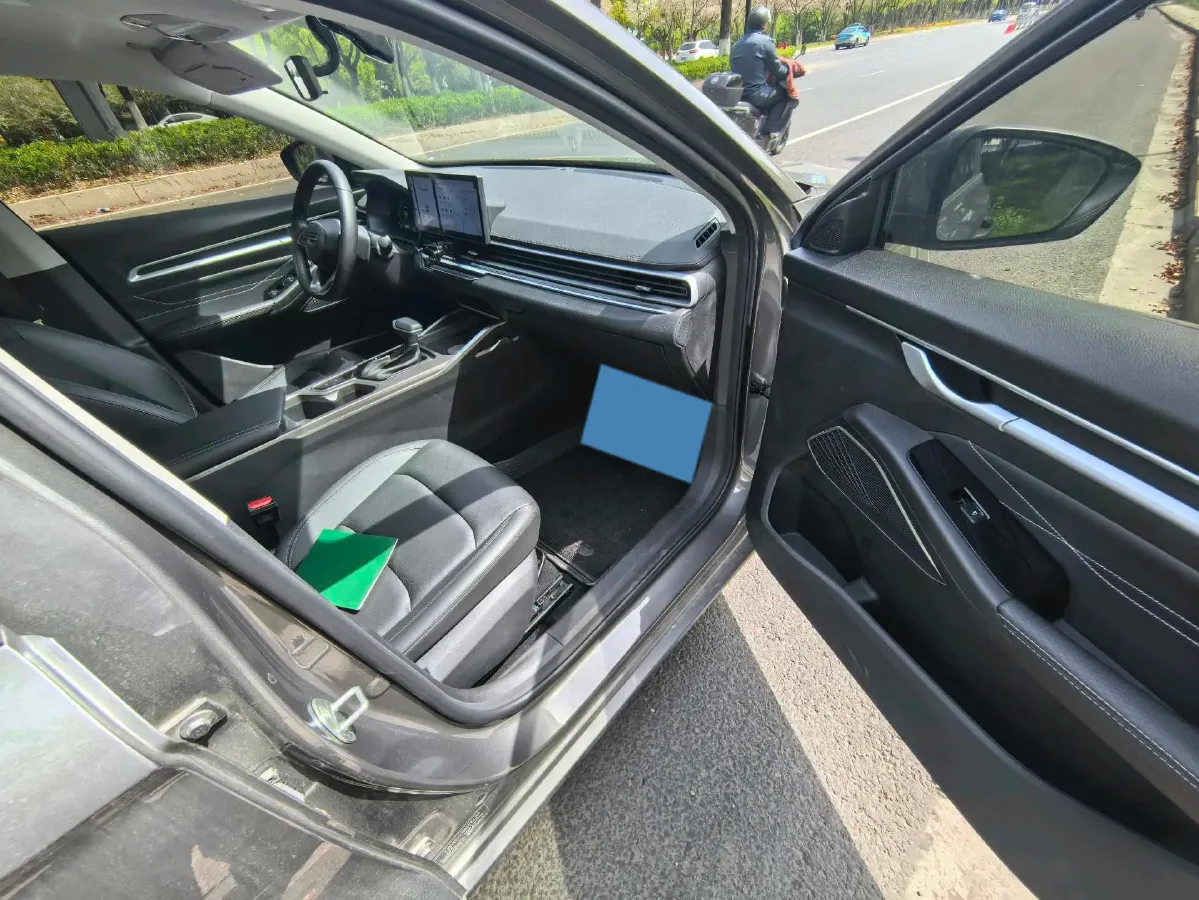 2023 Geely Emgrand 1.5L 127HP L4 CVT,autocango,china used car exporter,china ev exporter,chinese used car exporter,chinese used ev exporter