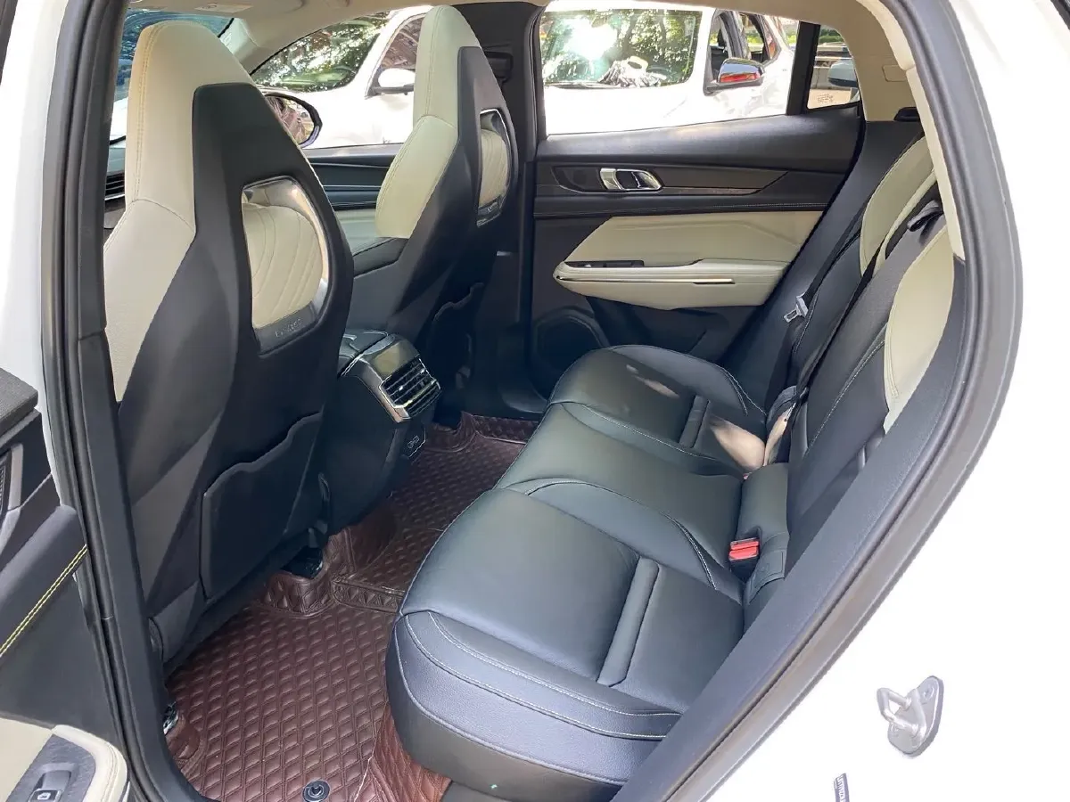 2020 LYNK&CO 05 2.0T 254HP L4 8AT,autocango,china used car exporter,china ev exporter,chinese used car exporter,chinese used ev exporter