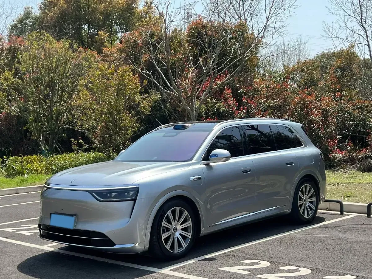 2025 AITO AITO M8 REEV 160HP REEV 53.4KWH,autocango,china used car exporter,china ev exporter,chinese used car exporter,chinese used ev exporter