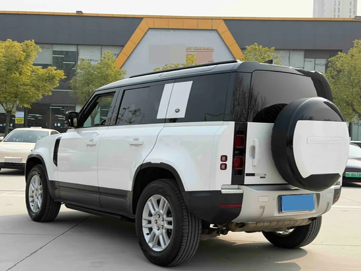 2023 Land Rover Defender 3.0T 400HP L6 8AT,autocango,china used car exporter,china ev exporter,chinese used car exporter,chinese used ev exporter