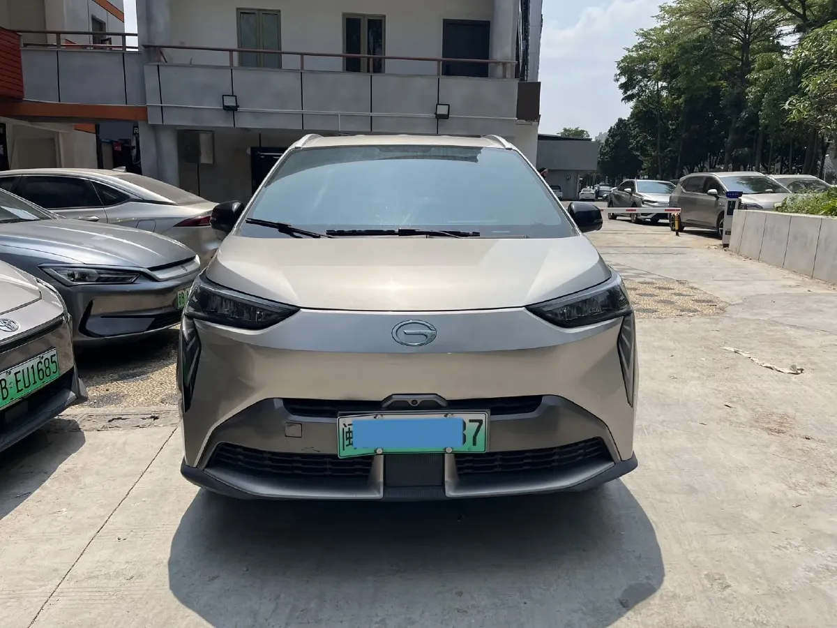 2022 Geely Okavango 1.8T 184HP L4 7DCT,autocango,china used car exporter,china ev exporter,chinese used car exporter,chinese used ev exporter
