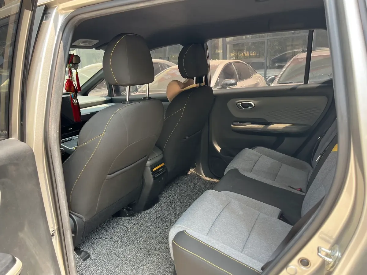 2022 Geely Okavango 1.8T 184HP L4 7DCT,autocango,china used car exporter,china ev exporter,chinese used car exporter,chinese used ev exporter