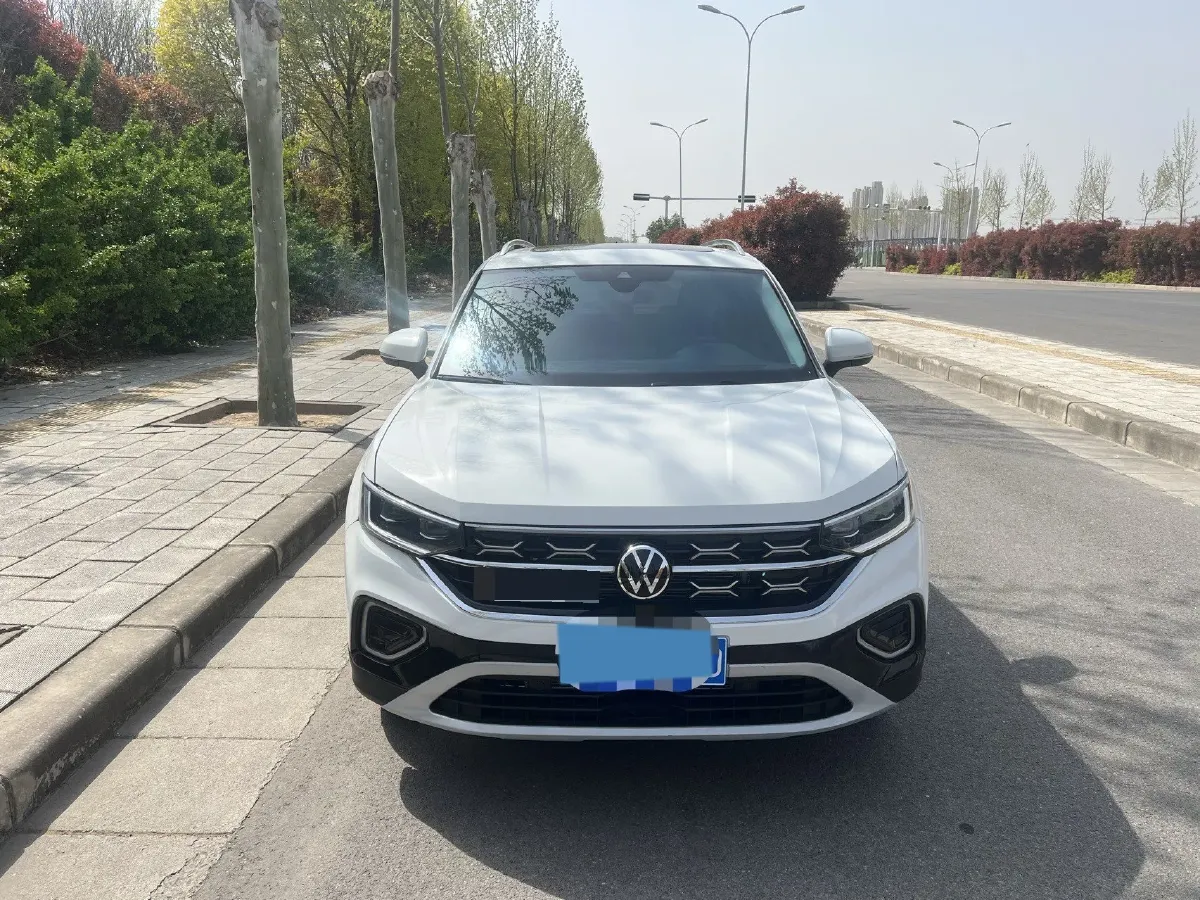2023 Volkswagen Tayron 2.0T 186HP L4 7DCT,autocango,china used car exporter,china ev exporter,chinese used car exporter,chinese used ev exporter