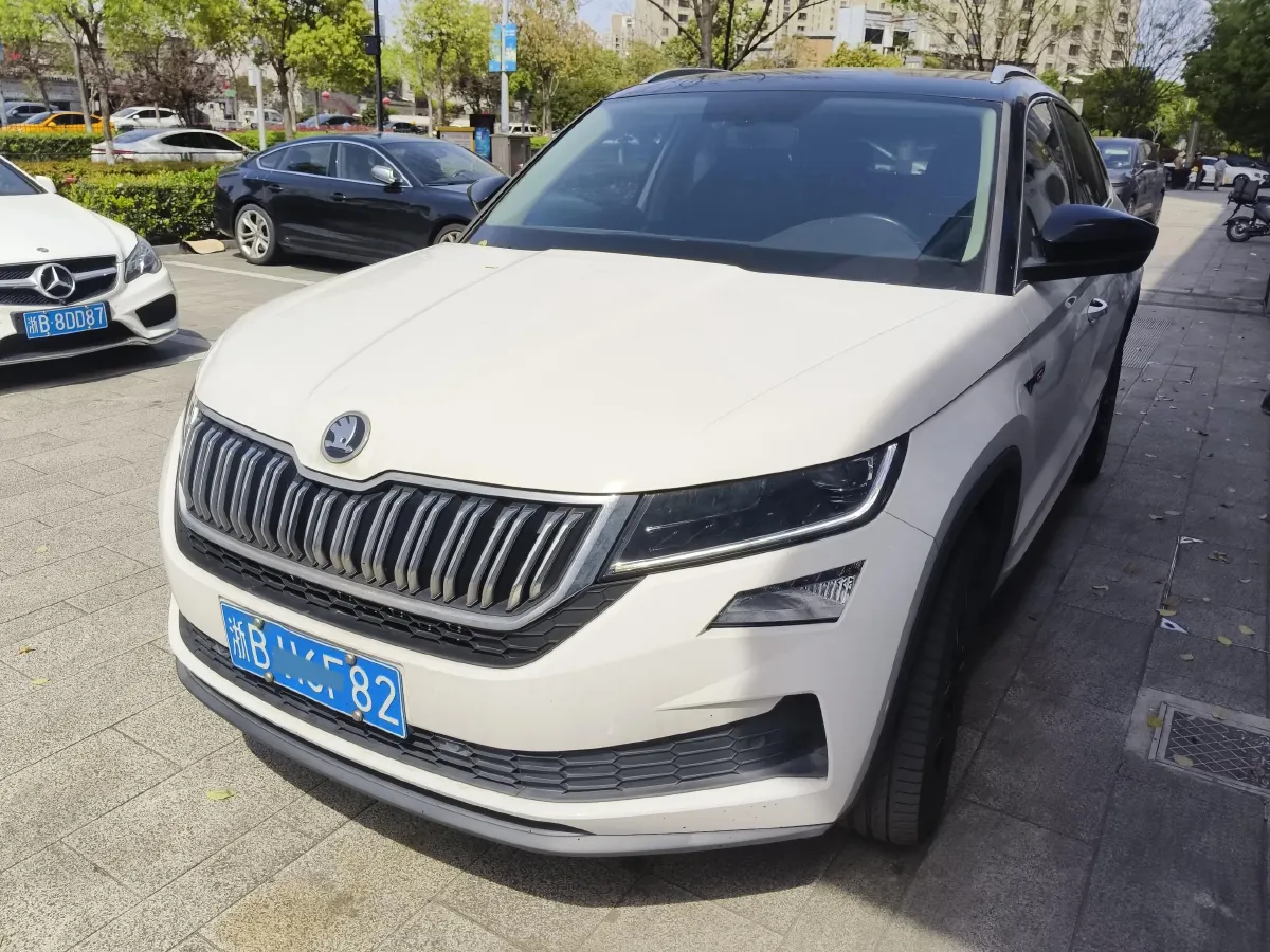 2021 Skoda Kodiak GT 2.0T 186HP L4 7DCT,autocango,china used car exporter,china ev exporter,chinese used car exporter,chinese used ev exporter