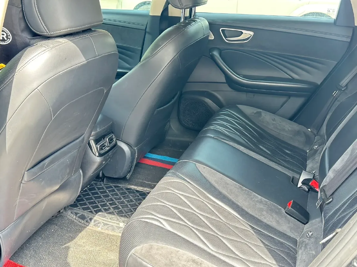 2023 Roewe D7 BEV 59.2KWH,autocango,china used car exporter,china ev exporter,chinese used car exporter,chinese used ev exporter