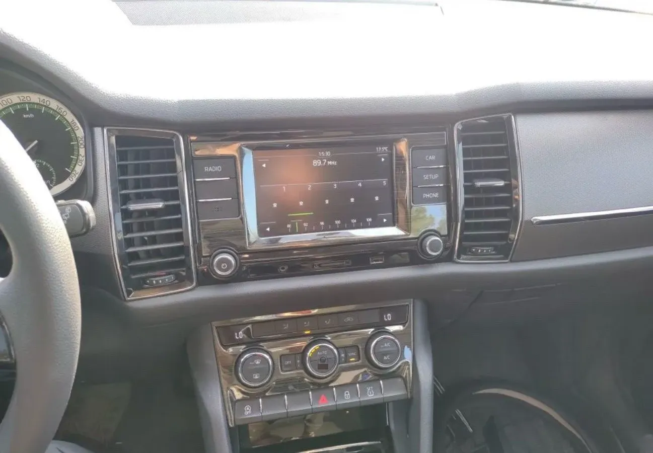 2017 Skoda Kodiak 1.8T 180HP L4 7DCT,autocango,china used car exporter,china ev exporter,chinese used car exporter,chinese used ev exporter