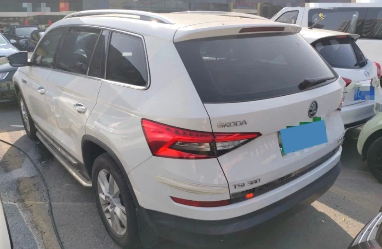 2017 Skoda Kodiak 1.8T 180HP L4 7DCT,autocango,china used car exporter,china ev exporter,chinese used car exporter,chinese used ev exporter