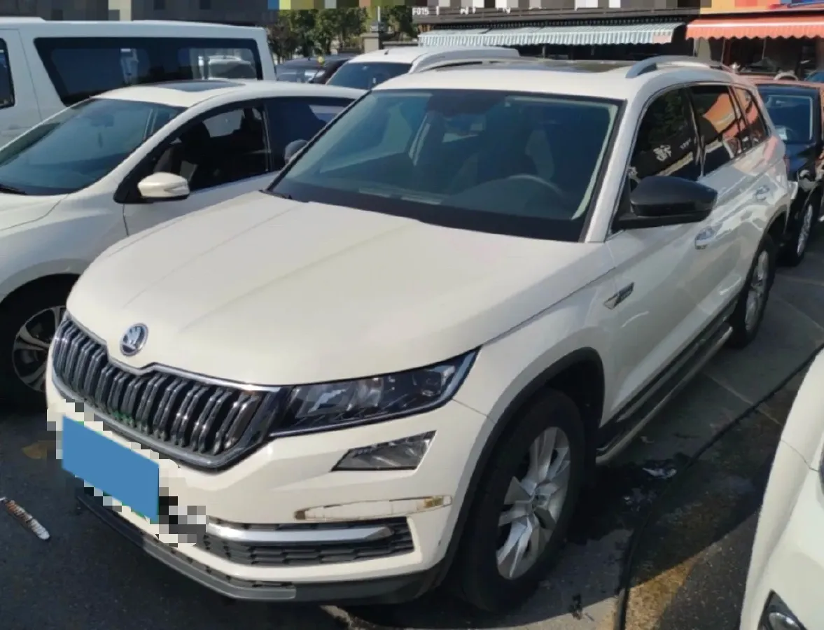 2017 Skoda Kodiak 1.8T 180HP L4 7DCT,autocango,china used car exporter,china ev exporter,chinese used car exporter,chinese used ev exporter