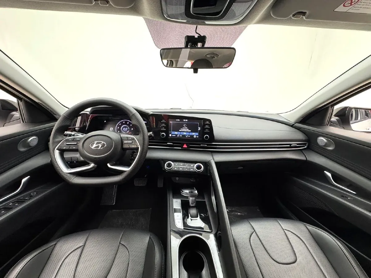 2022 Hyundai Elantra 1.5L 115HP L4 CVT,autocango,china used car exporter,china ev exporter,chinese used car exporter,chinese used ev exporter