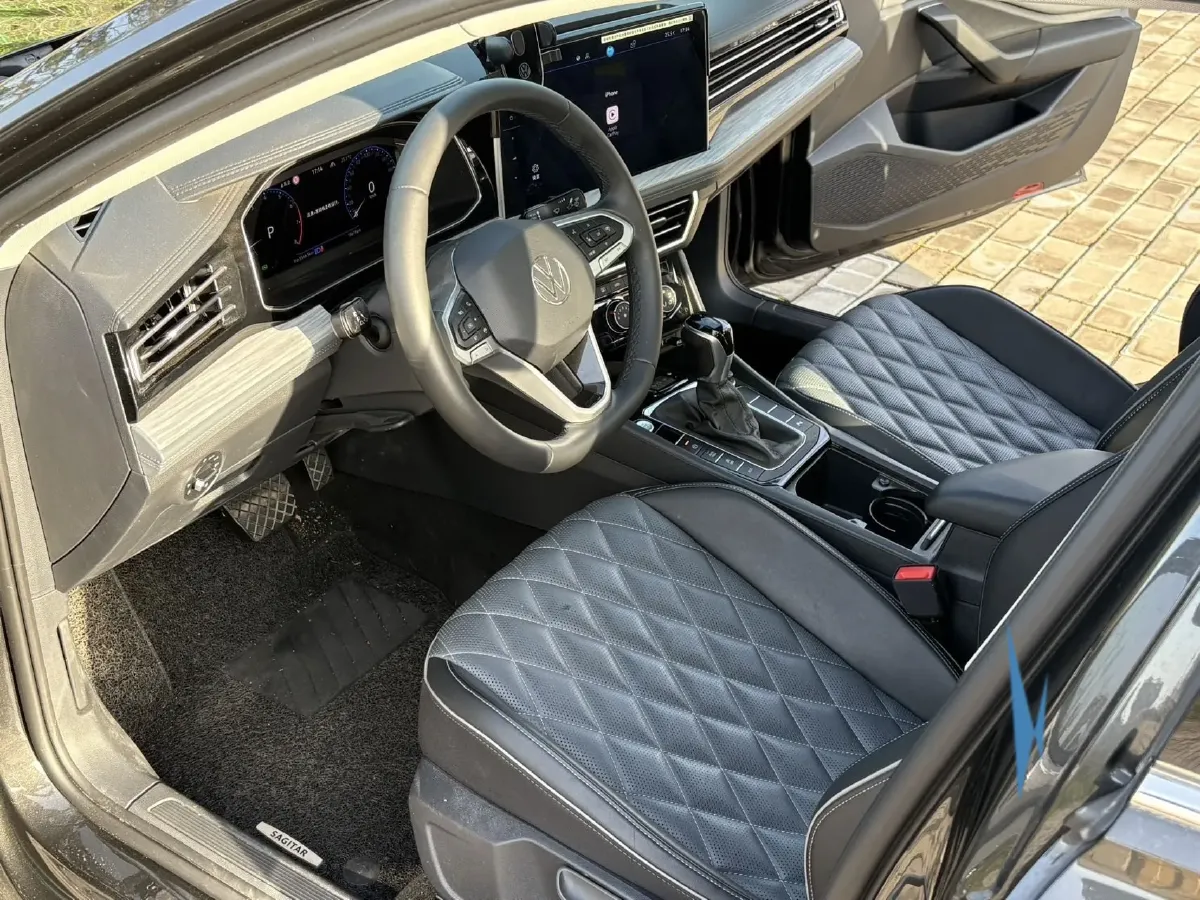 2023 Volkswagen Sagitar 1.5T 160HP L4 7DCT,autocango,china used car exporter,china ev exporter,chinese used car exporter,chinese used ev exporter