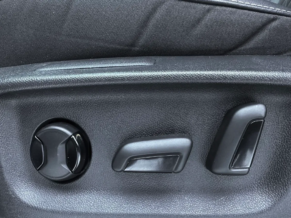 2021 Skoda Karoq 1.4T 150HP L4 7DCT,autocango,china used car exporter,china ev exporter,chinese used car exporter,chinese used ev exporter