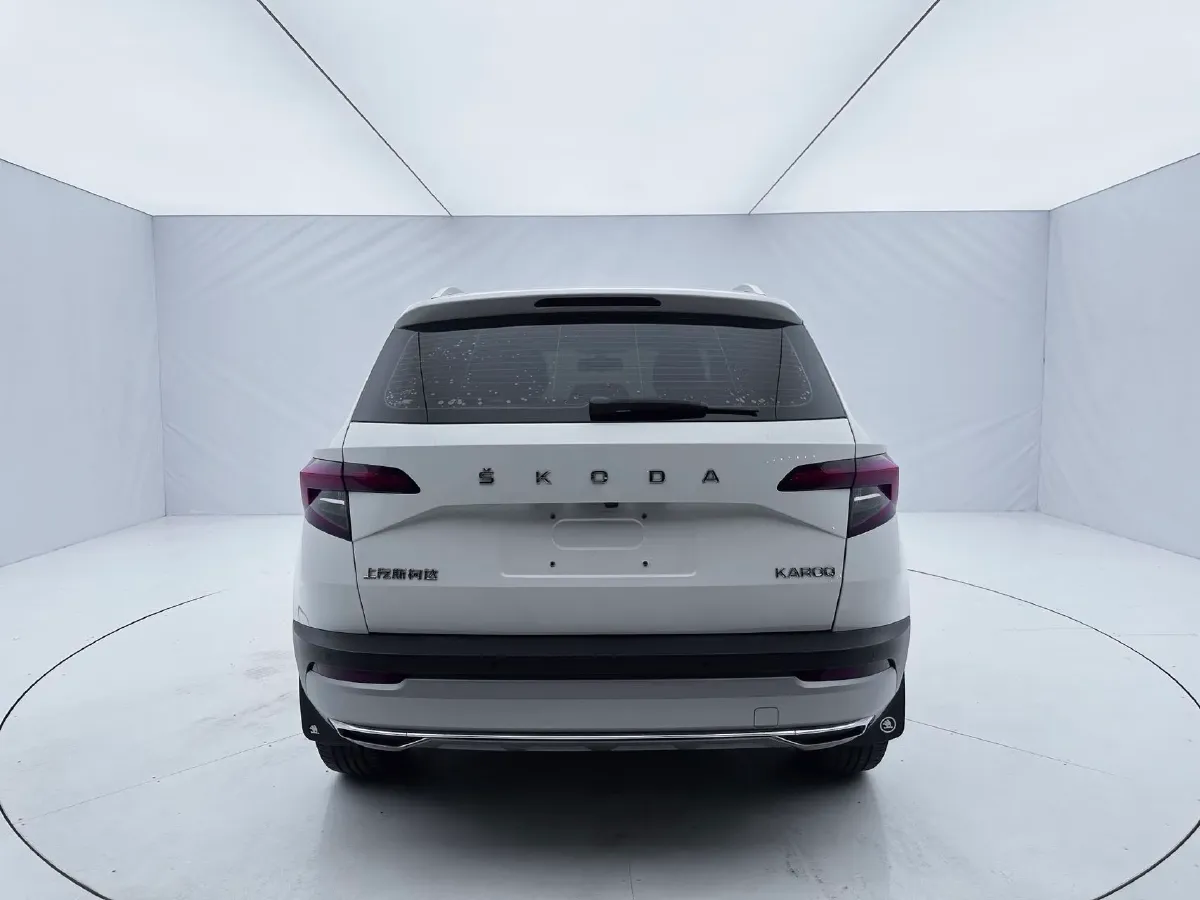 2021 Skoda Karoq 1.4T 150HP L4 7DCT,autocango,china used car exporter,china ev exporter,chinese used car exporter,chinese used ev exporter