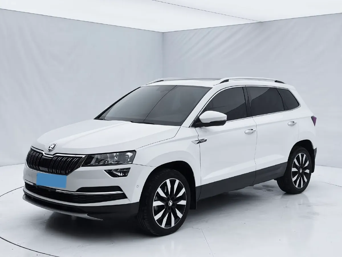 2021 Skoda Karoq 1.4T 150HP L4 7DCT,autocango,china used car exporter,china ev exporter,chinese used car exporter,chinese used ev exporter
