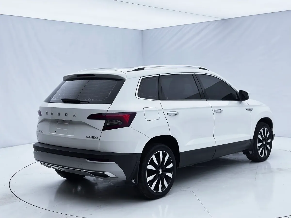 2021 Skoda Karoq 1.4T 150HP L4 7DCT,autocango,china used car exporter,china ev exporter,chinese used car exporter,chinese used ev exporter