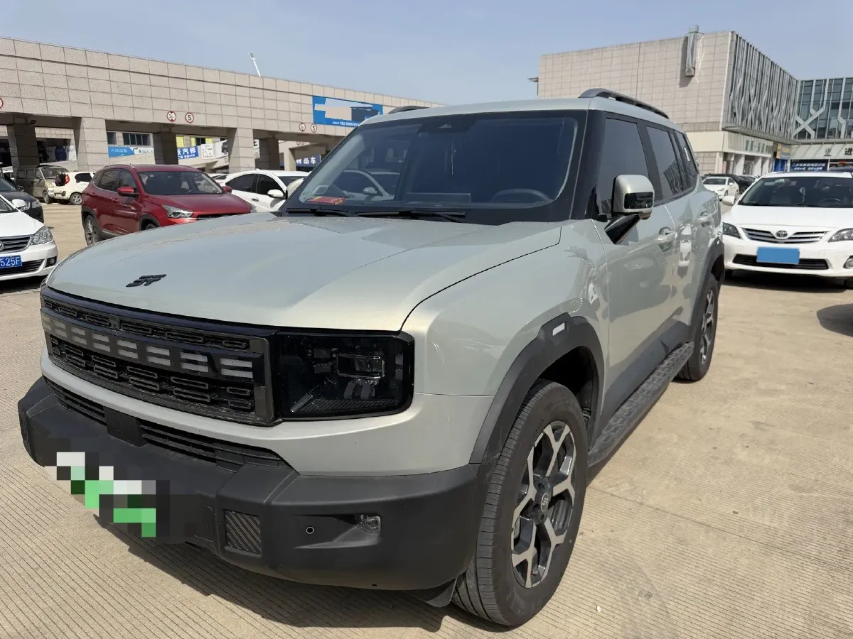 2025 MAXUS XinTu V70 2.0T 150HP L4 9AT,autocango,china used car exporter,china ev exporter,chinese used car exporter,chinese used ev exporter