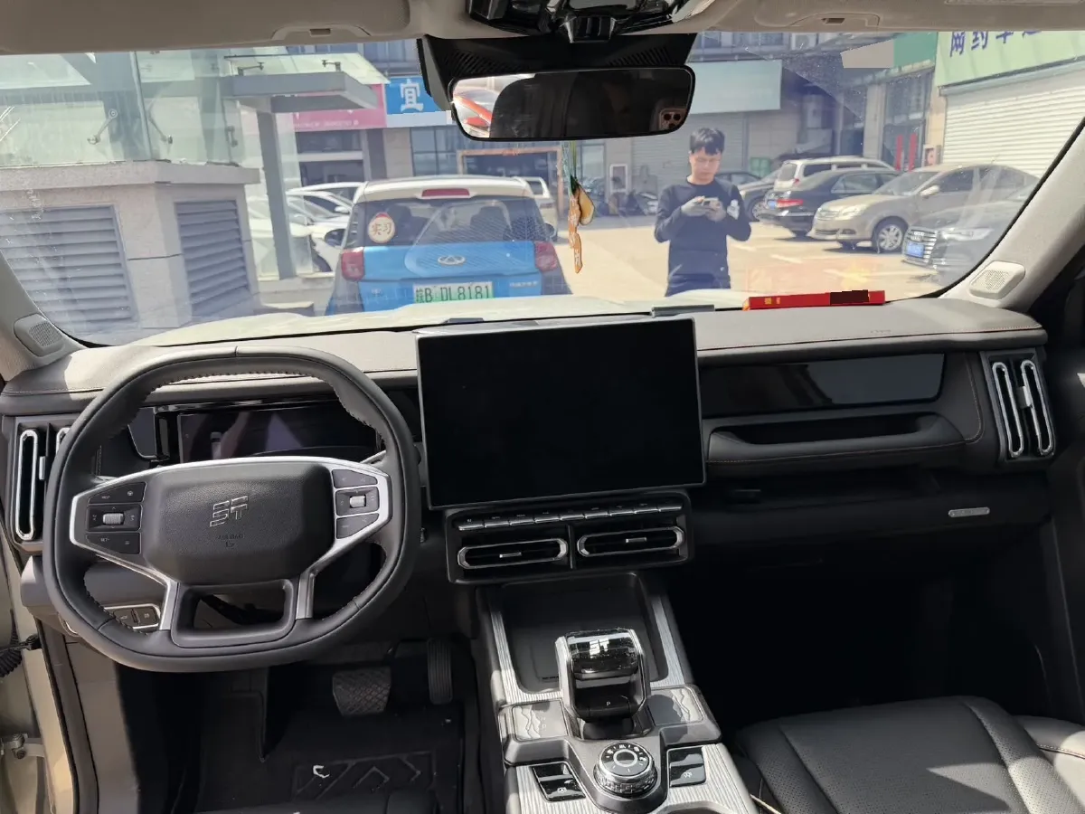 2025 MAXUS XinTu V70 2.0T 150HP L4 9AT,autocango,china used car exporter,china ev exporter,chinese used car exporter,chinese used ev exporter