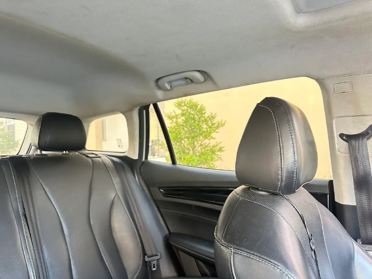 2021 Jeep Renegade 1.3T 173HP L4 7DCT,autocango,china used car exporter,china ev exporter,chinese used car exporter,chinese used ev exporter