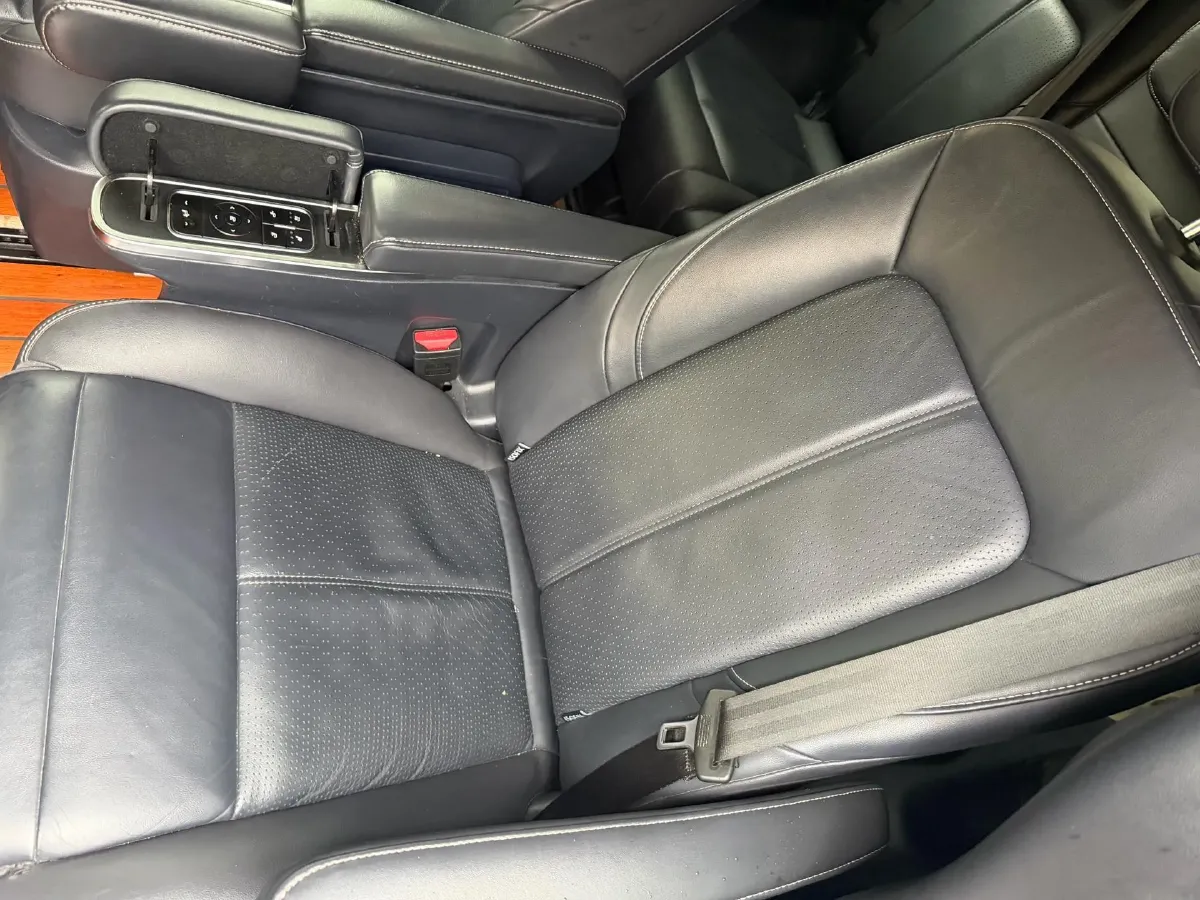 2021 GAC Trumpchi M8 2.0T 252HP L4 8AT,autocango,china used car exporter,china ev exporter,chinese used car exporter,chinese used ev exporter