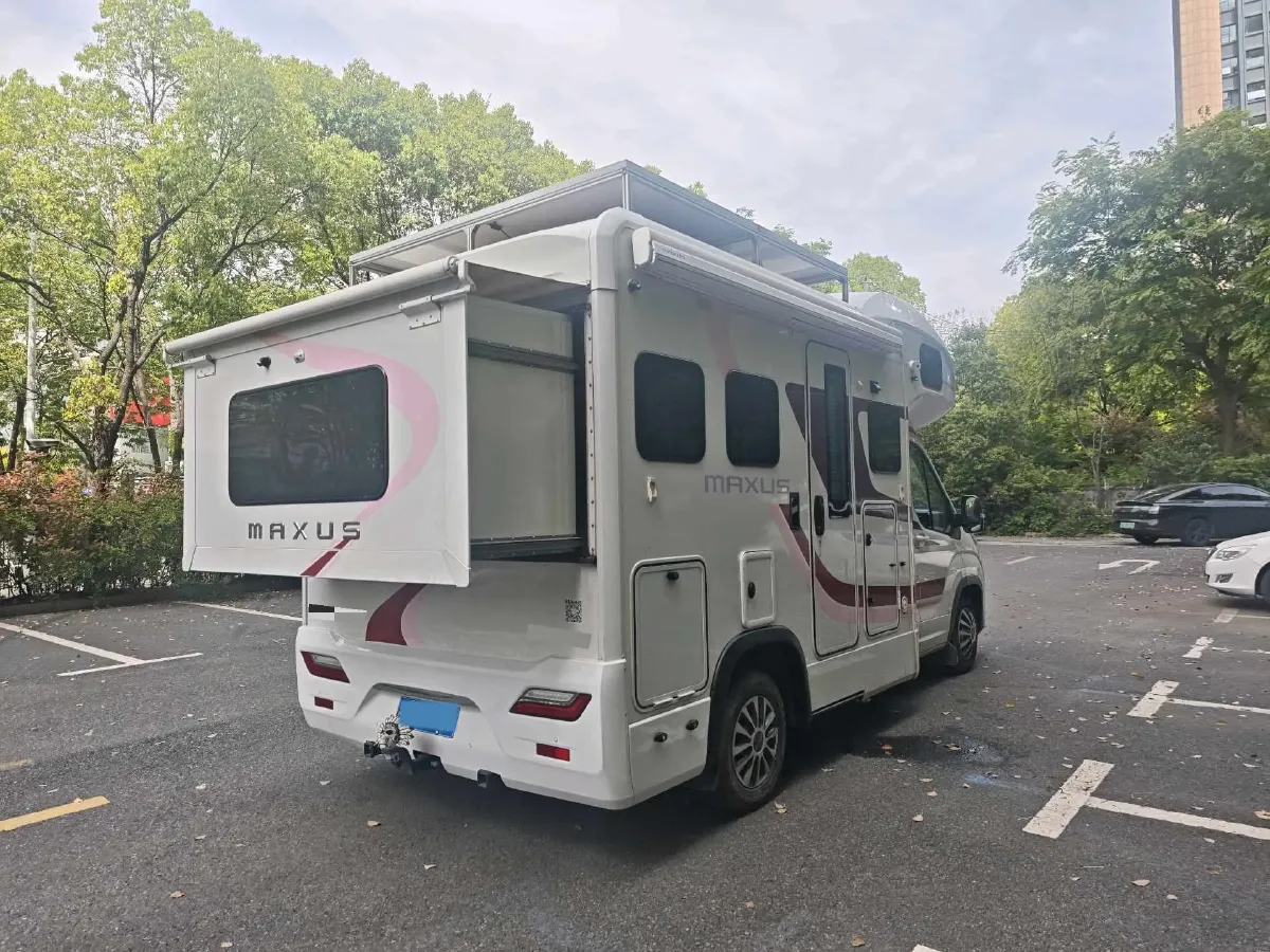 2022 MAXUS V100 RV 2.0T 150HP L4 6AT,autocango,china used car exporter,china ev exporter,chinese used car exporter,chinese used ev exporter