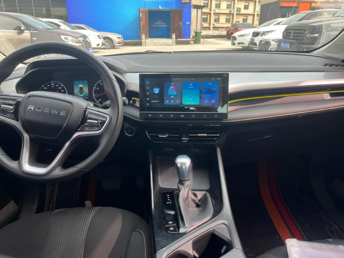 2023 Roewe i5 1.5L 129HP L4 CVT,autocango,china used car exporter,china ev exporter,chinese used car exporter,chinese used ev exporter