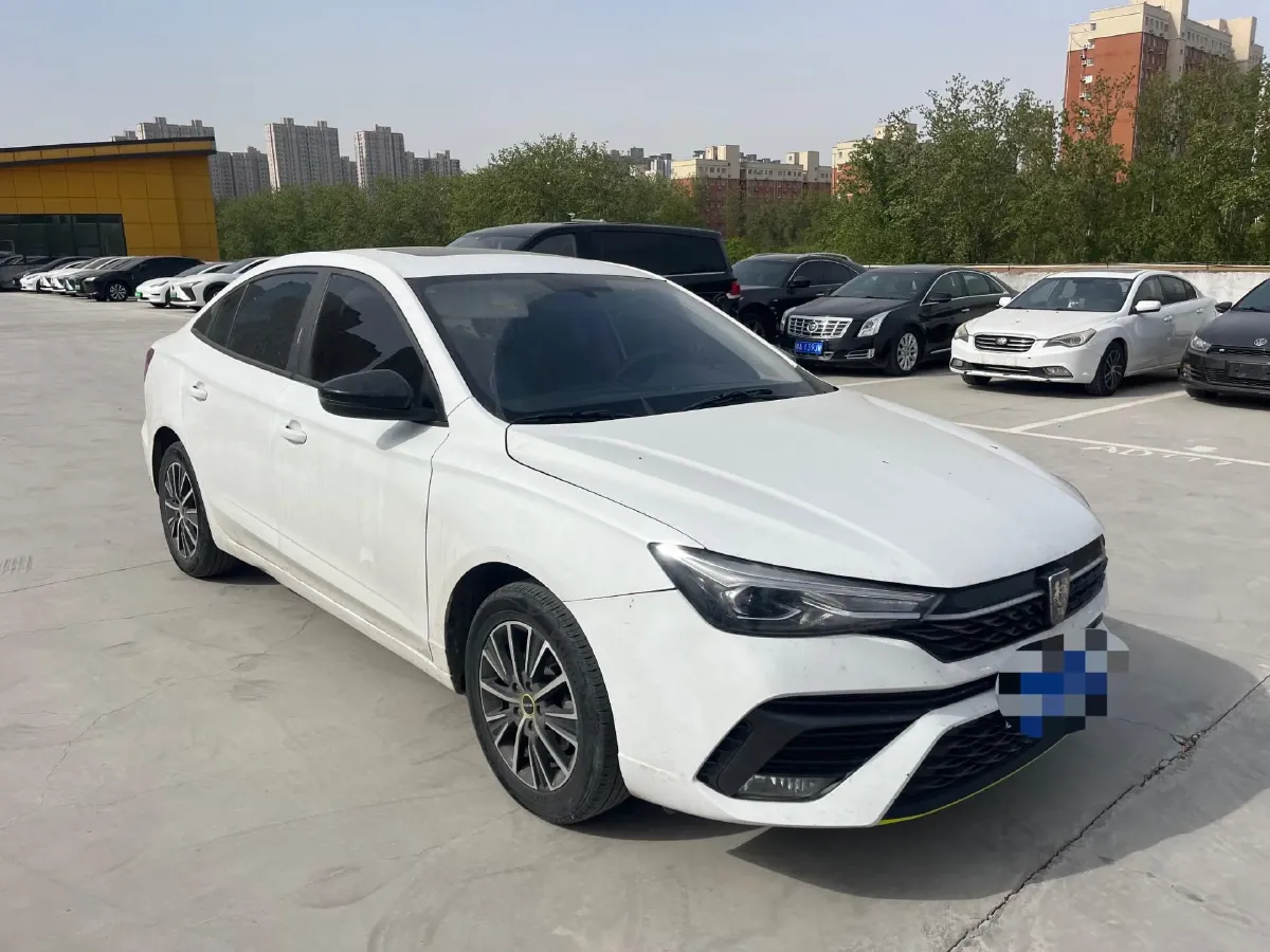 2023 Roewe i5 1.5L 129HP L4 CVT,autocango,china used car exporter,china ev exporter,chinese used car exporter,chinese used ev exporter