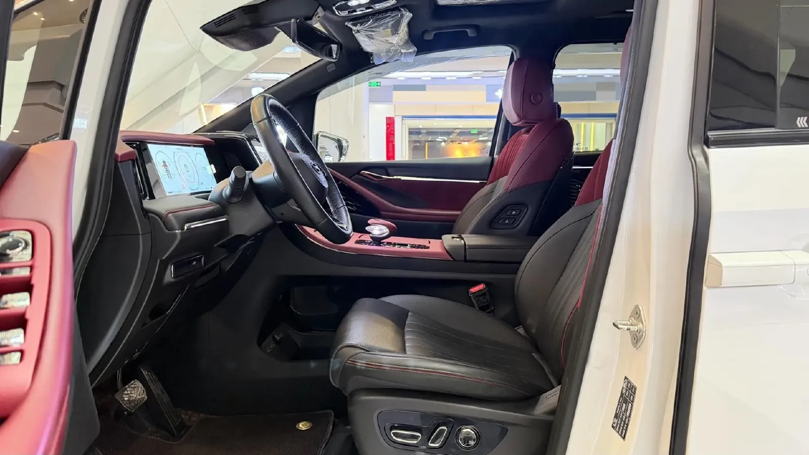 2024 GAC Trumpchi M8 2.0T 252HP L4 8AT,autocango,china used car exporter,china ev exporter,chinese used car exporter,chinese used ev exporter