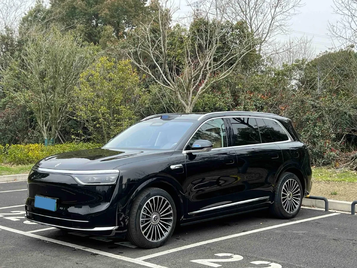 2025 AITO AITO M8 REEV 160HP REEV 53.4KWH,autocango,china used car exporter,china ev exporter,chinese used car exporter,chinese used ev exporter