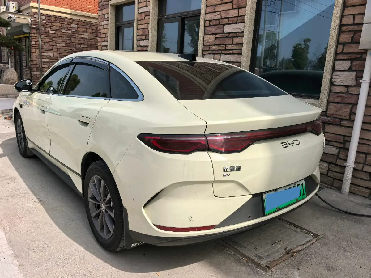 2025 BYD QinL BEV,autocango,china used car exporter,china ev exporter,chinese used car exporter,chinese used ev exporter