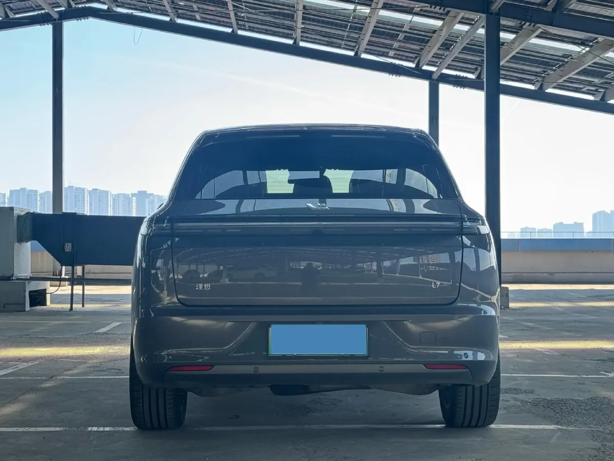 2023 Li L7 Range Extended 154HP REEV 40.9KWH,autocango,china used car exporter,china ev exporter,chinese used car exporter,chinese used ev exporter