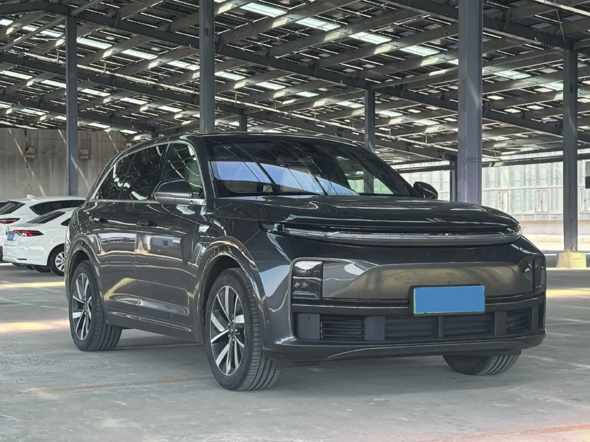 2023 Li L7 Range Extended 154HP REEV 40.9KWH,autocango,china used car exporter,china ev exporter,chinese used car exporter,chinese used ev exporter