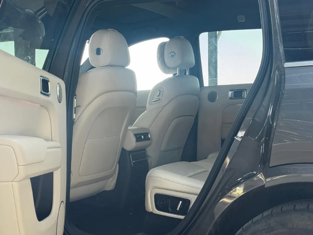 2023 Li L7 Range Extended 154HP REEV 40.9KWH,autocango,china used car exporter,china ev exporter,chinese used car exporter,chinese used ev exporter