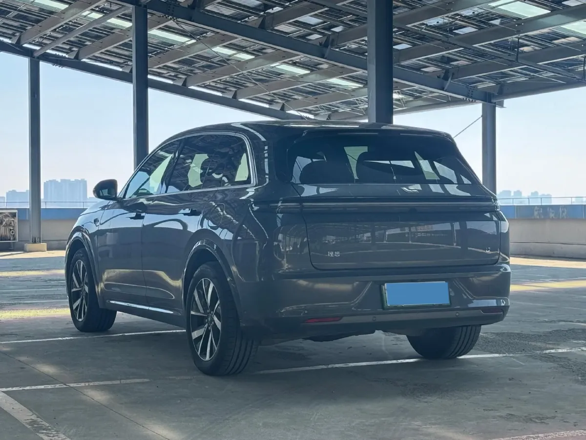2023 Li L7 Range Extended 154HP REEV 40.9KWH,autocango,china used car exporter,china ev exporter,chinese used car exporter,chinese used ev exporter