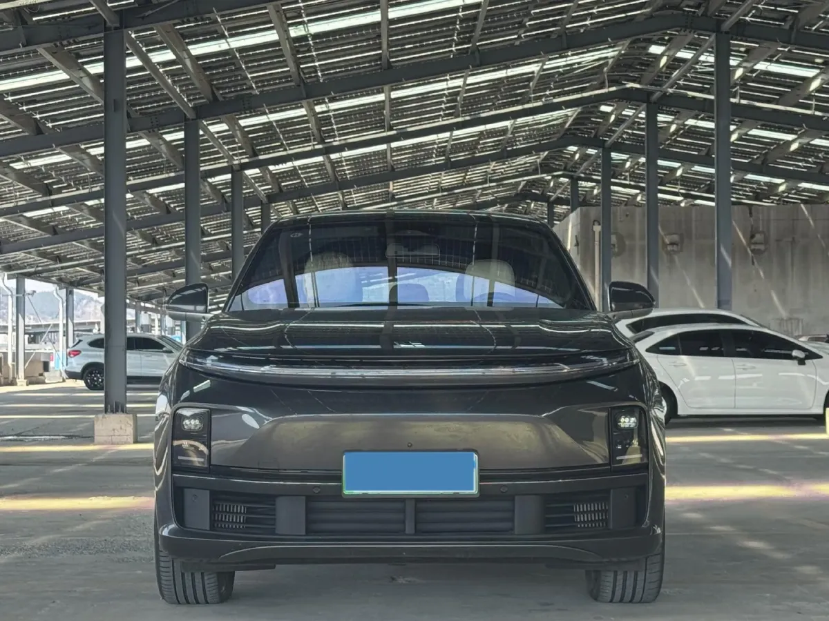 2023 Li L7 Range Extended 154HP REEV 40.9KWH,autocango,china used car exporter,china ev exporter,chinese used car exporter,chinese used ev exporter